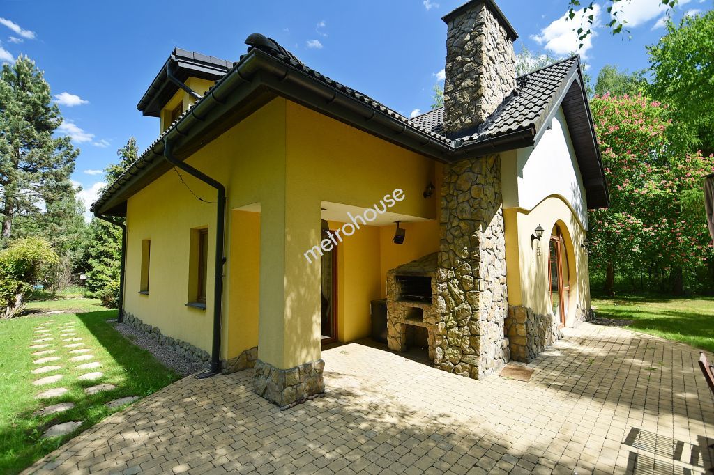Dom na sprzedaż, Pruszkowski, Rozalin