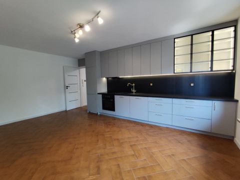 Sprzedaż Mieszkanie Pelikanów, Piaseczno
